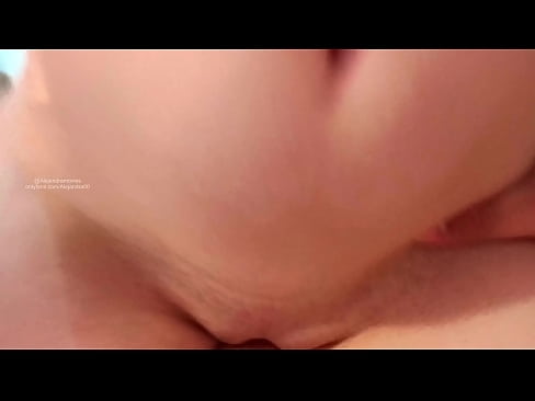 ❤️ تو اتاق خواهرم خوابیدم و اینطوری بیدار شدم ️ فوق پورن در پورنو fa.xxxpornolive.ru ❌️